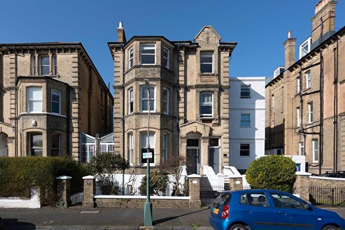 1 Bedroom Flat For Sale In Fourth Avenue, Hove, BN3