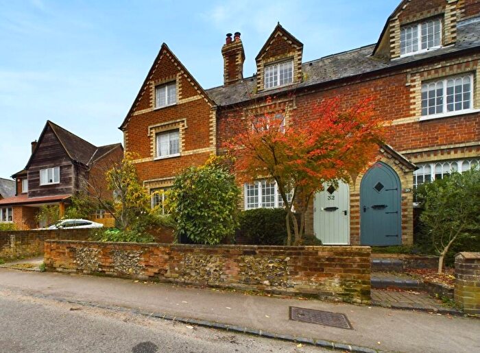 2 Bedroom Terraced House To Rent In High Street, Chinnor, Oxfordshire, OX39