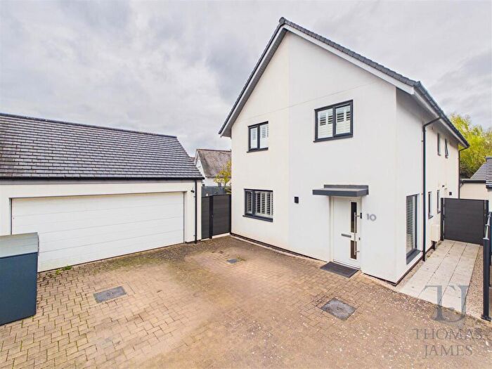 4 Bedroom Detached House For Sale In The Approach, Ruddington, Nottingham, NG11