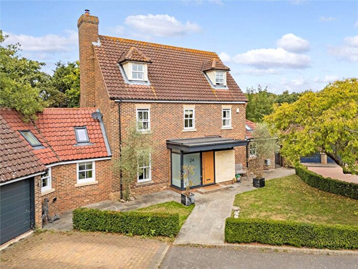 5 Bedroom Detached House For Sale In Cambridge Close, Stock, Ingatestone, Essex, CM4