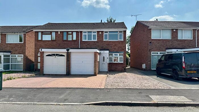 3 Bedroom Semi Detached House For Sale In Marnhull Close, Walsgrave, Coventry, CV2