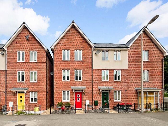 3 Bedroom Town House To Rent In William Heelas Way, Wokingham, Berkshire, RG40
