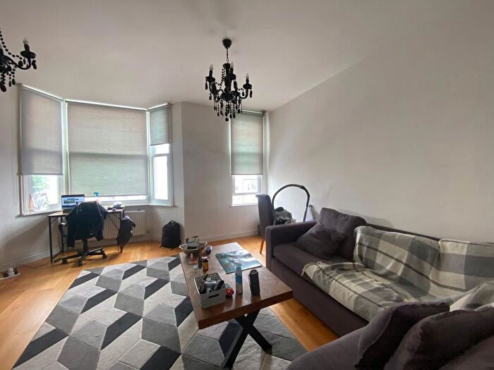 1 Bedroom Flat To Rent In Beaconsfield Road, London, N11