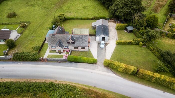 10 Bedroom Detached Bungalow For Sale In Whitehill, Cresselly, Kilgetty, SA68