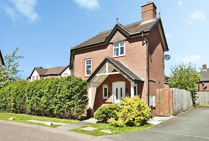 3 Bedroom Semi-Detached House For Sale In Sandmoor Place, Lymm, WA13