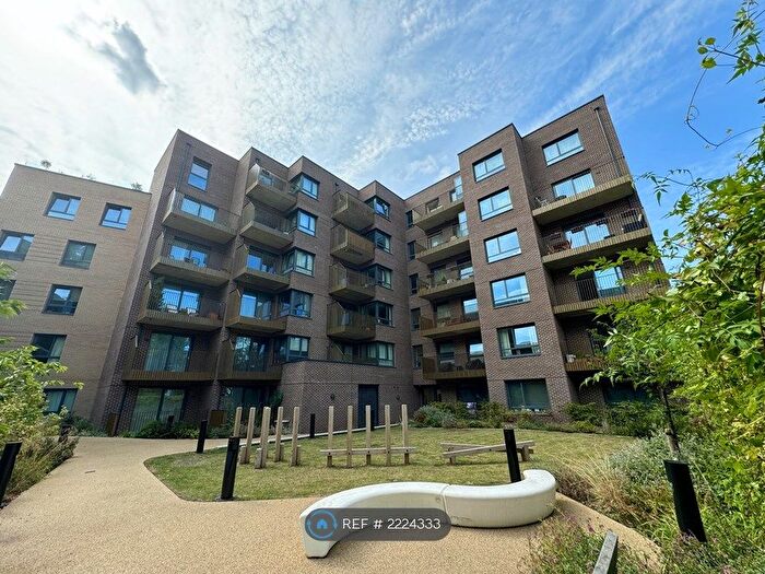 2 Bedroom Flat To Rent In Amparo House Burney Street, London, SE10