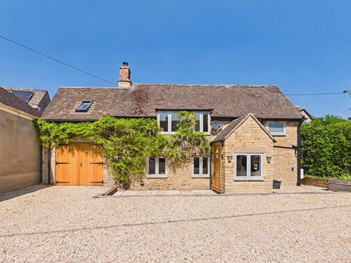 3 Bedroom Detached House For Sale In High Street, Milton-Under-Wychwood, OX7