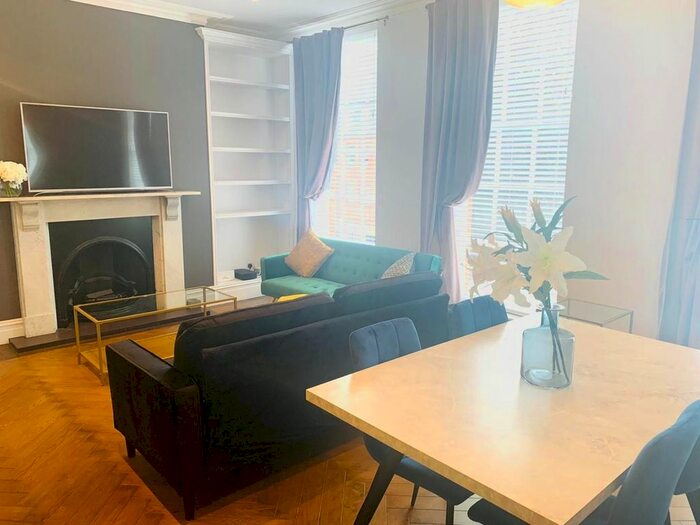 2 Bedroom Flat To Rent In Catharine Street, Liverpool L8