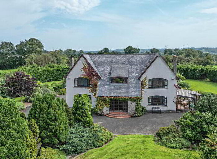 5 Bedroom Detached House For Sale In Fort Lodge, Lisnalinchy Road, Ballyclare, BT39