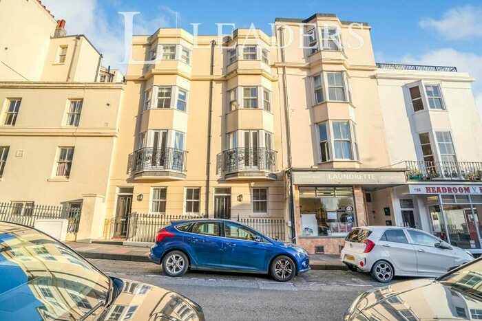 3 Bedroom Town House To Rent In Powis Road, Brighton, BN1