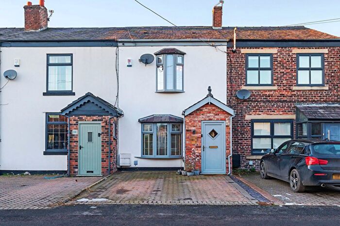 2 Bedroom Terraced House For Sale In Medlock Road, Failsworth, M35