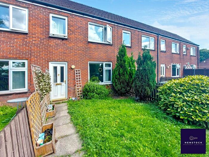 3 Bedroom Terraced House For Sale In Higher Wood Street, Middleton, Manchester, M24