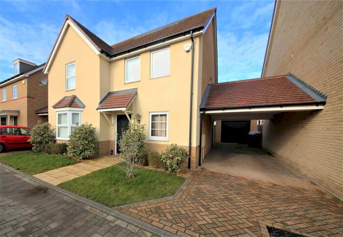 4 Bedroom Detached House To Rent In Stoneham Road, Stanford-Le-Hope, Essex, SS17