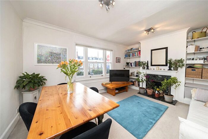 1 Bedroom Flat To Rent In Kings Road, Fulham, London, SW6