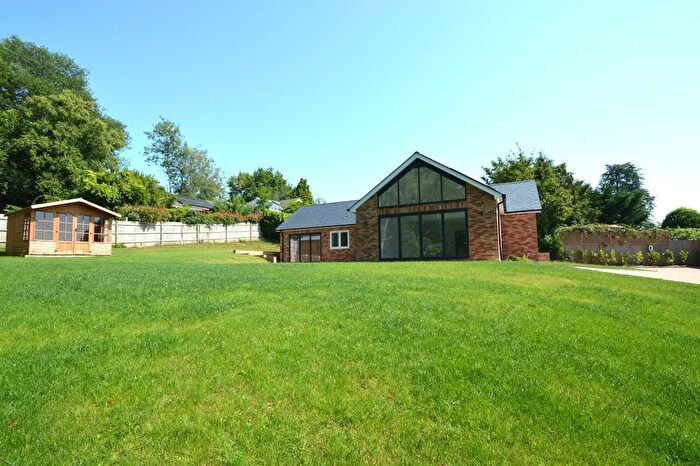 2 Bedroom Detached Bungalow To Rent In Osborne Road, Jarvis Brook, TN6