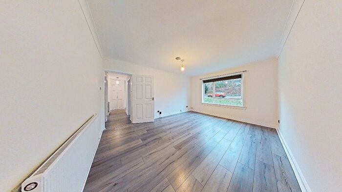 2 Bedroom Flat To Rent In Charleston Drive, Charleston, Dundee, DD2