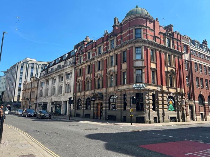 6 Bedroom Apartment To Rent In Baldwin Lofts City Centre, BS1