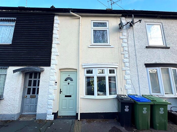 2 Bedroom Terraced House For Sale In Bedford Street, Watford, WD24