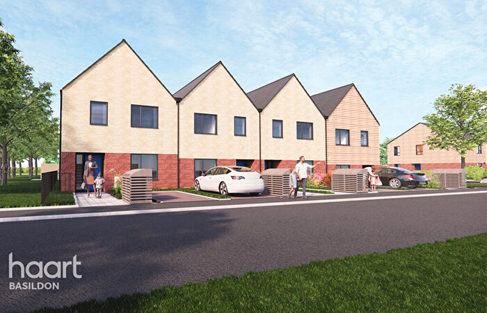 3 Bedroom End Of Terrace House For Sale In Sheppard Mews, Essex, SS14