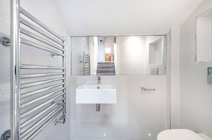 1 Bedroom Flat To Rent In Elsworthy Road, Primrose Hill, NW3