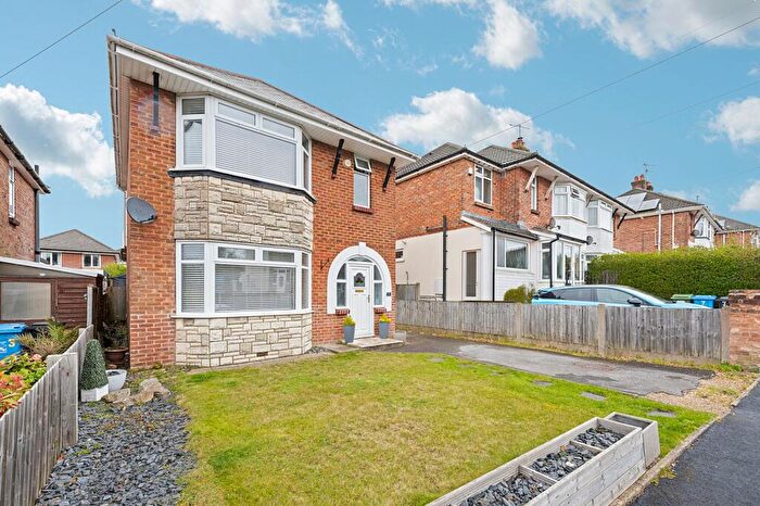 3 Bedroom House For Sale In Enfield Road, Poole, BH15