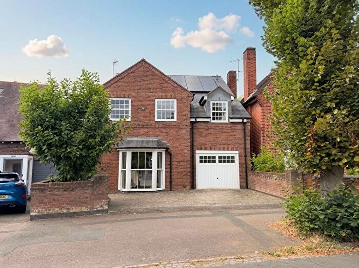 5 Bedroom Detached House For Sale In Letchworth Road, Leicester, LE3