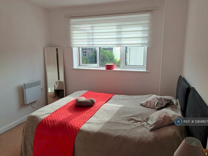 1 Bedroom Flat To Rent In Popes Meadow Court, Luton, LU2