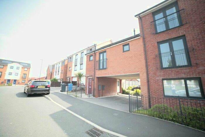 1 Bedroom Flat To Rent In Glenham Way, Chadderton, OL9
