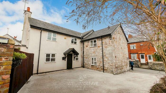 3 Bedroom Detached House To Rent In Hope Street, Caergwrle, LL12