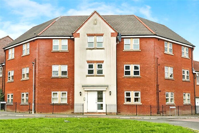 2 Bedroom Apartment For Sale In Cusance Way, Trowbridge, BA14