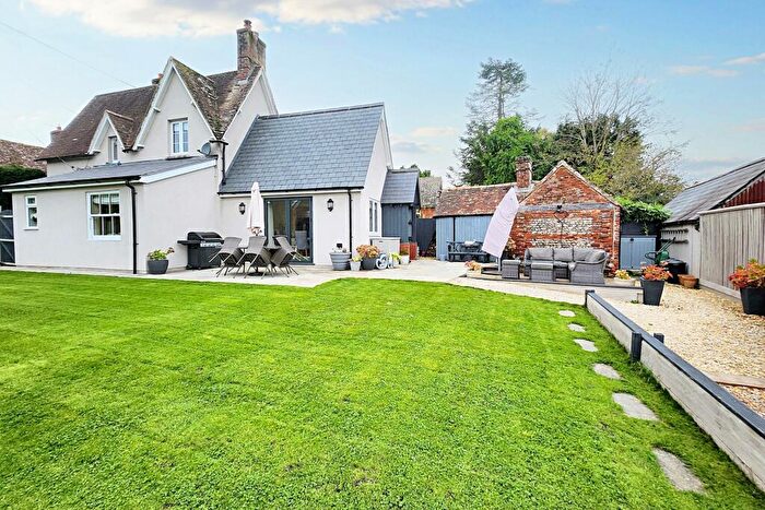3 Bedroom Semi-Detached House For Sale In Durweston, DT11