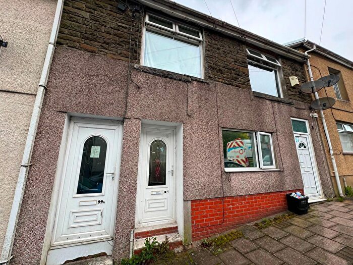 2 Bedroom Flat To Rent In A High Street, Ogmore Vale, Bridgend, CF32