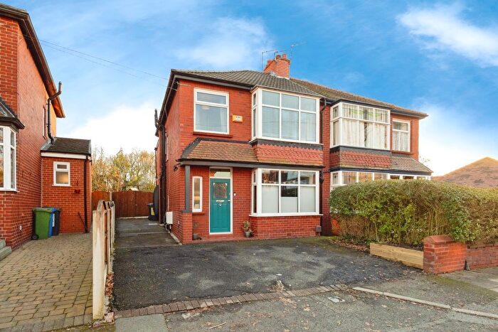 4 Bedroom Semi Detached House For Sale In Poplar Grove, Ashton-Under-Lyne, Lancashire, OL6