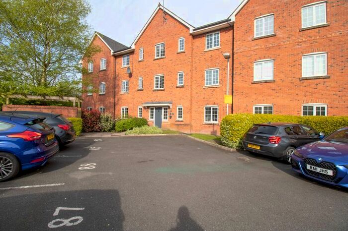 2 Bedroom Flat To Rent In Douglas Chase, Stoneclough, Radcliffe, Manchester, M26