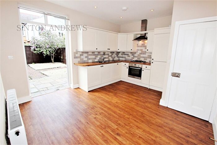 2 Bedroom Terraced House To Rent In Salisbury Road, Ealing, W13