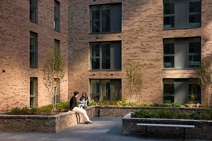 Apartment To Rent In Trongate, Glasgow, G1