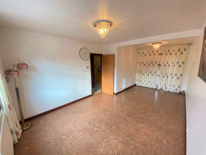 3 Bedroom Terraced House To Rent In Little Fields, Coventry, CV2