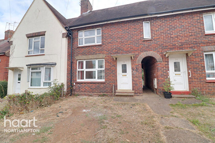 3 Bedroom Terraced House To Rent In Jubilee Crescent, Wellingborough, NN8