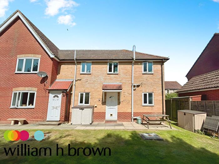 1 Bedroom Flat To Rent In Kelso Close, Great Horkesley, Colchester, CO6