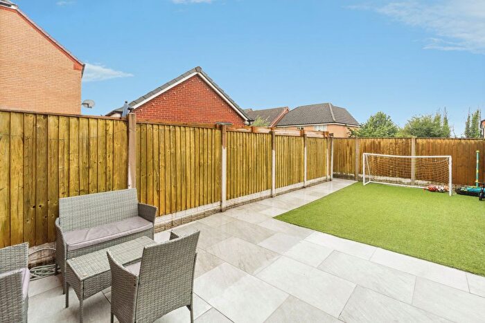 3 Bedroom Town House For Sale In Holcroft Drive, Wigan, WN2