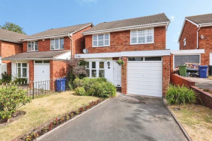 3 Bedroom Detached House For Sale In Chancery Way, Brierley Hill, DY5