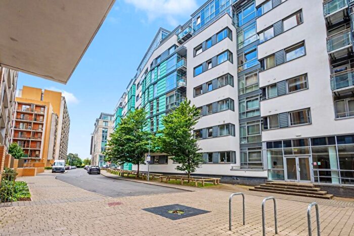1 Bedroom Apartment For Sale In Apartment Manor Mills, Ingram Street, Leeds, West Yorkshire, LS11