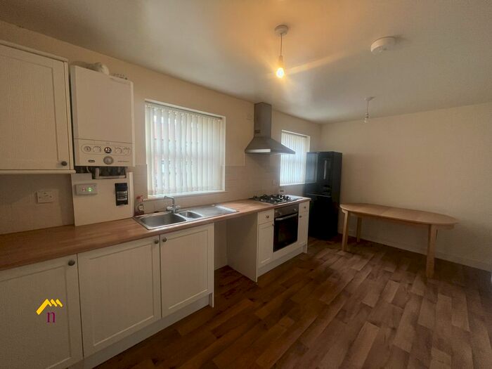 2 Bedroom Flat To Rent In Rainbow Close, Thorne, DN8