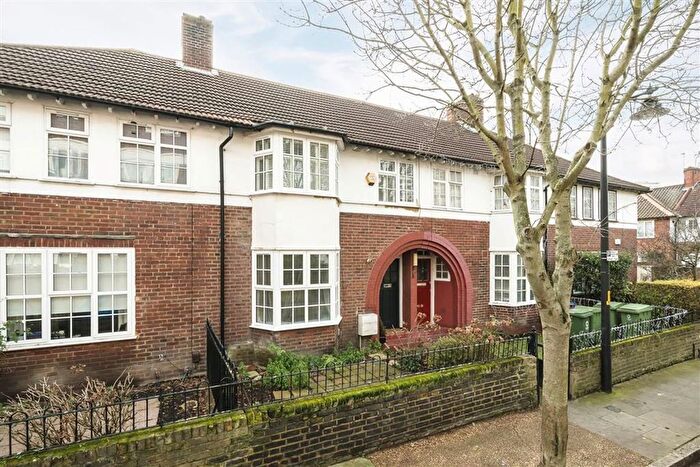2 Bedroom Property To Rent In Emba Street, Bermondsey, SE16