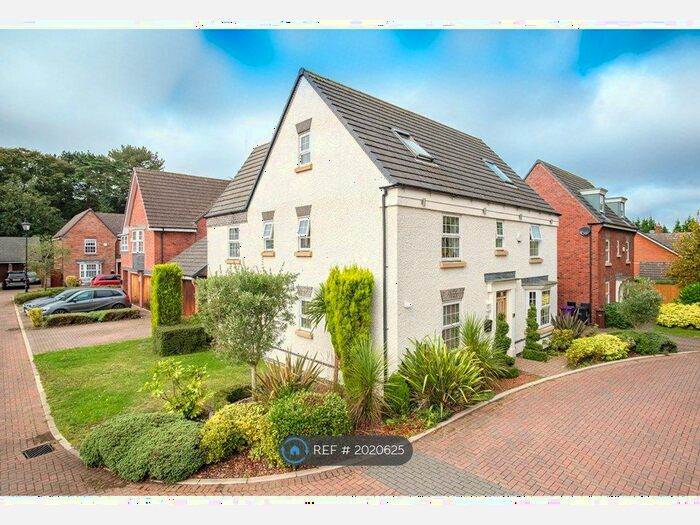 6 Bedroom Detached House To Rent In Great Hall Grove, Wolverhampton, WV4