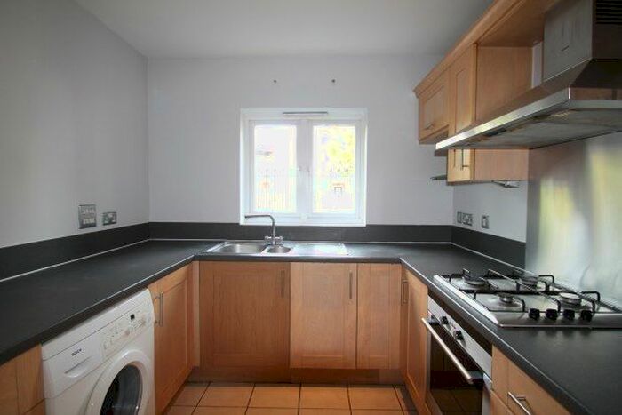 3 Bedroom Property To Rent In Lightermans Way, Greenhithe, DA9