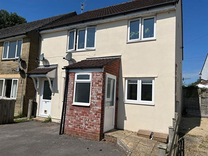 2 Bedroom Flat To Rent In Pilsdon Close, Beaminster, DT8