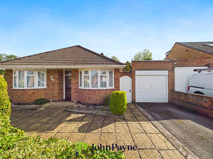 2 Bedroom Bungalow For Sale In Alfriston Road, Finham, Coventry, CV3