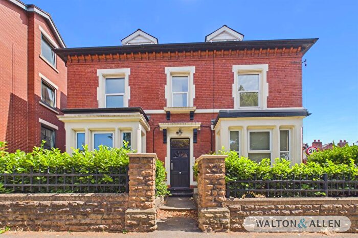 2 Bedroom Apartment To Rent In Astlie Court, NG5