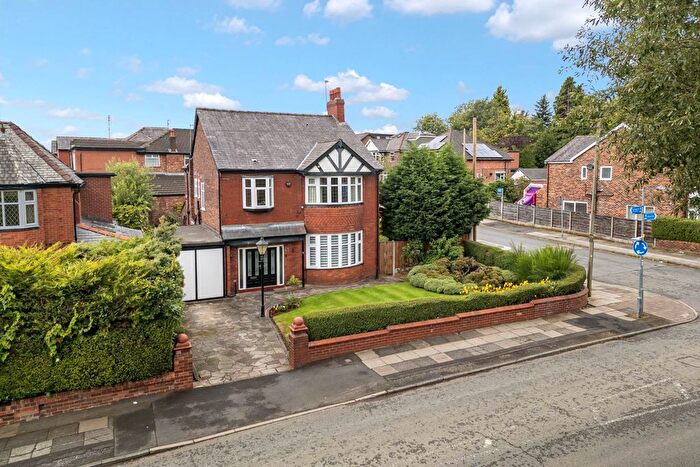 5 Bedroom Detached House For Sale In Park Road, Prestwich, M25